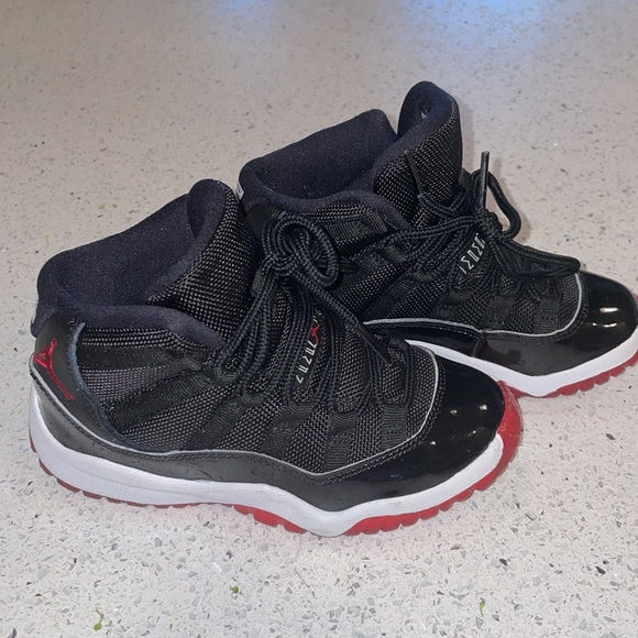 Jordan Other - Jordan 11 retro- bred